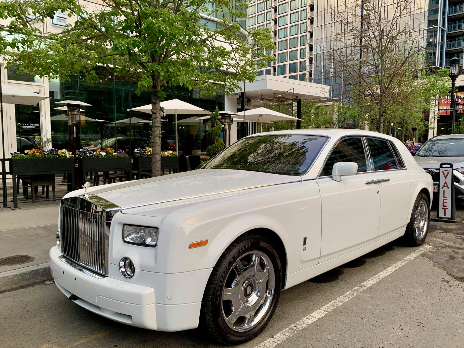 Hire Vintage car, Classic car rental Boston, Rolls Royce for weddings